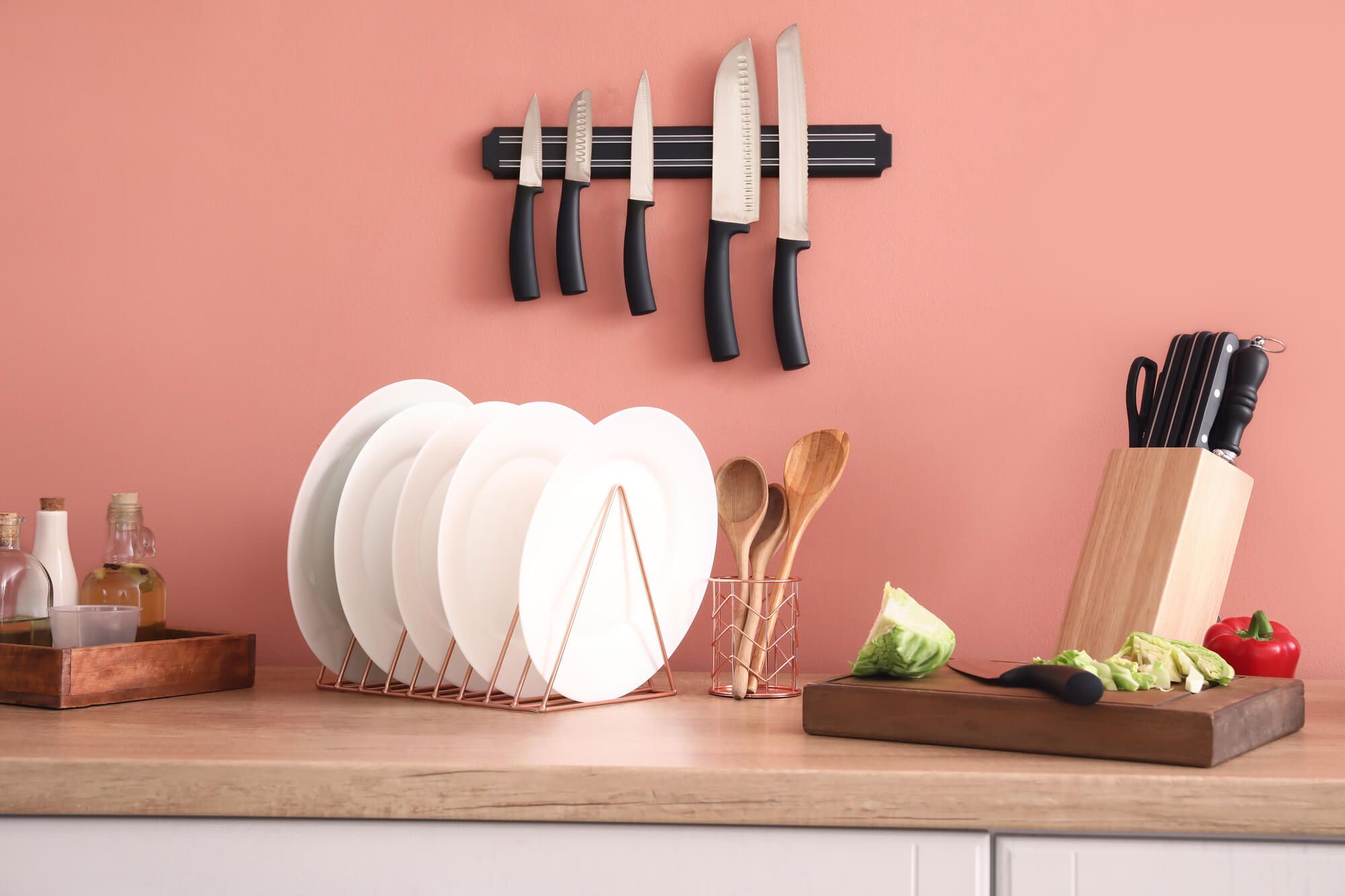 Magnetic Holder Designs: Integrating Aesthetics in Kitchens 