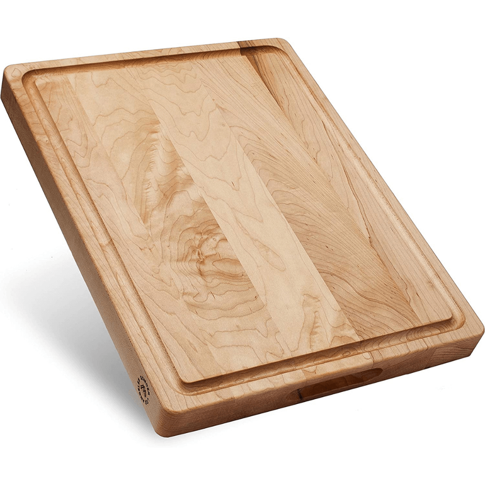 Best Cutting Board for Raw Meat: 5 That Belong in Your Kitchen