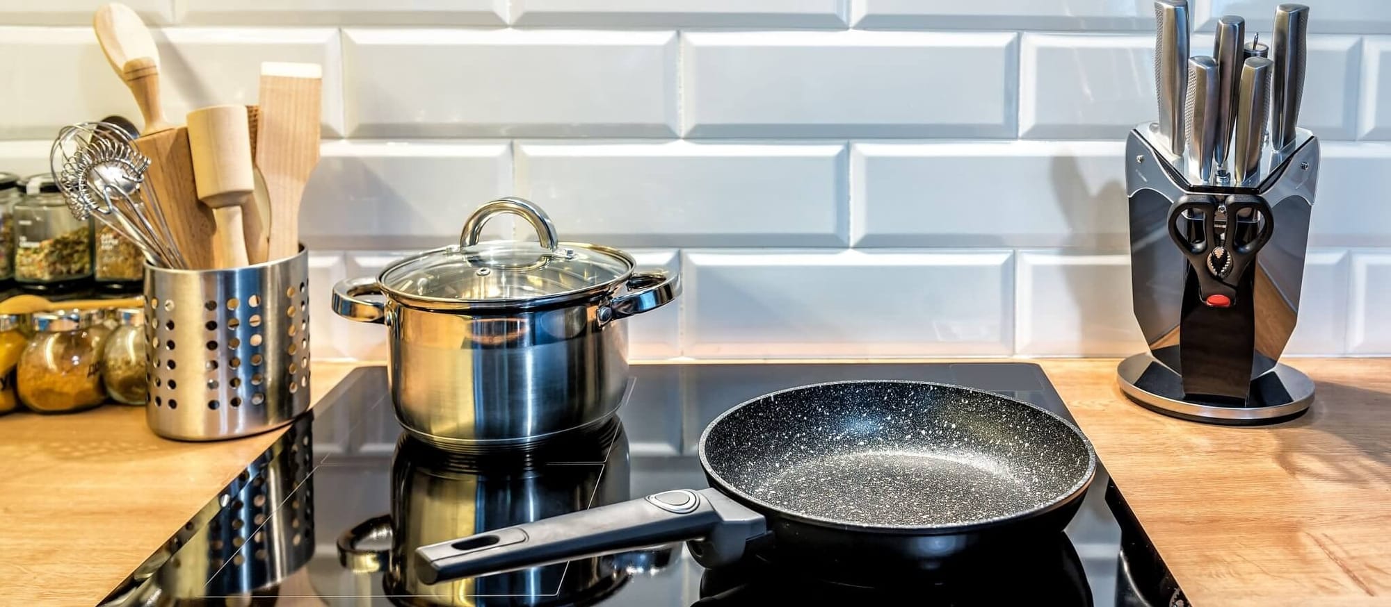 pot and pan on induction stove