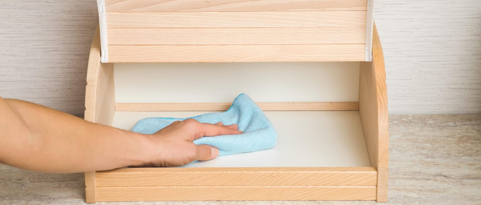 cleaning wooden box by FotoDuets