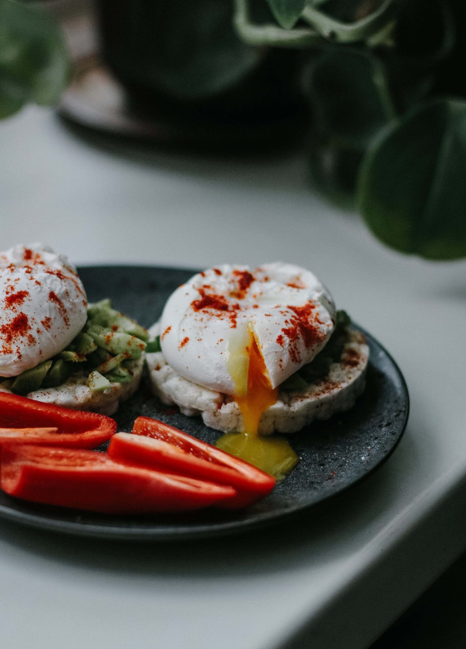 Best Egg Poacher: 5 Ways to Make the Best Poached Eggs
