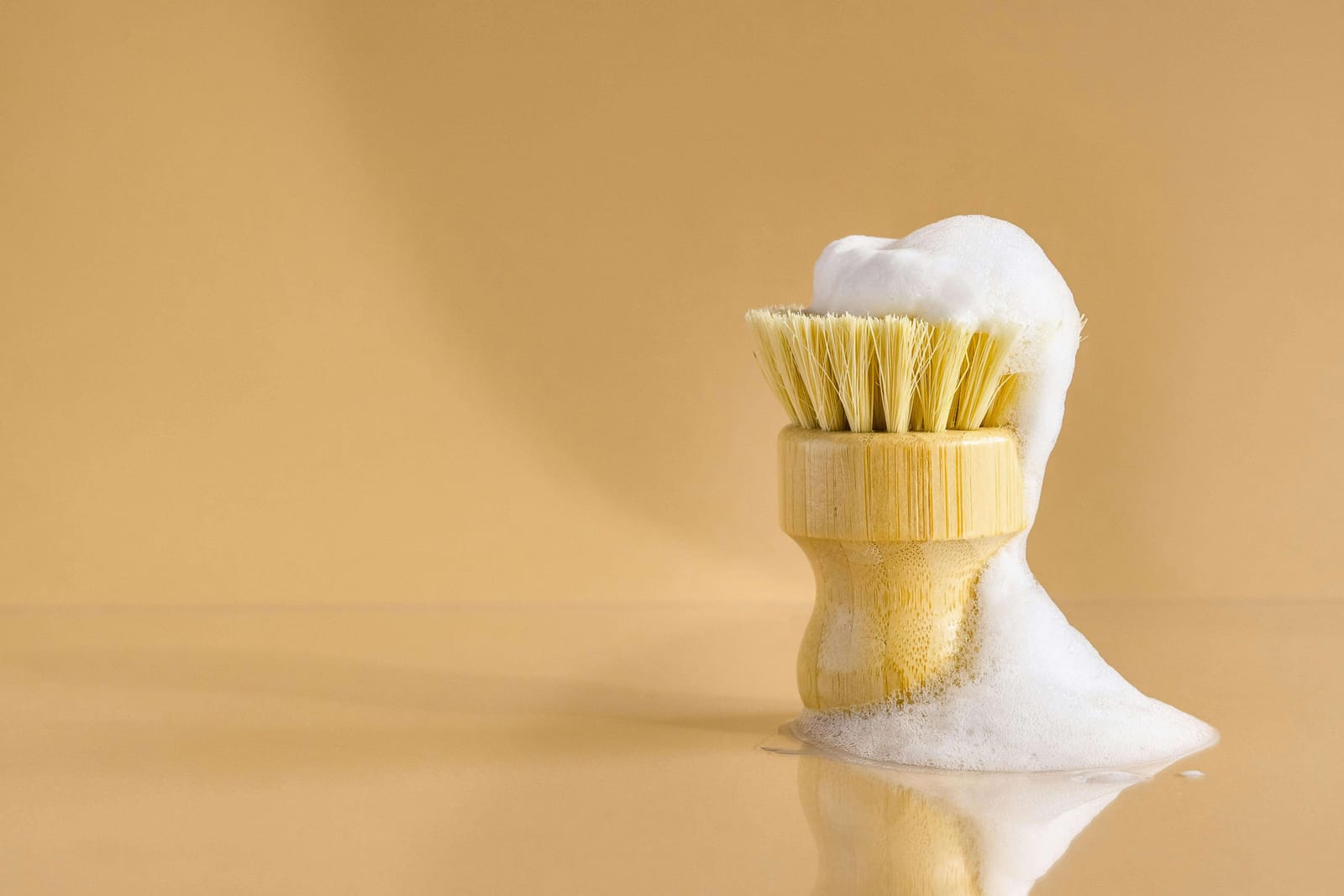 Best Dish Cleaning Brush: Top 4 for Effortless Scrubbing